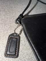 Coach Leatherware Est. 1941 Wristlet Black Purse Zipper Bag Small - Image 4