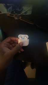 Apple AirPods (3rd Generation) - Image 3