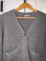 REFORMATION Double Pocket Crop Cardigan Gray Small - Image 8