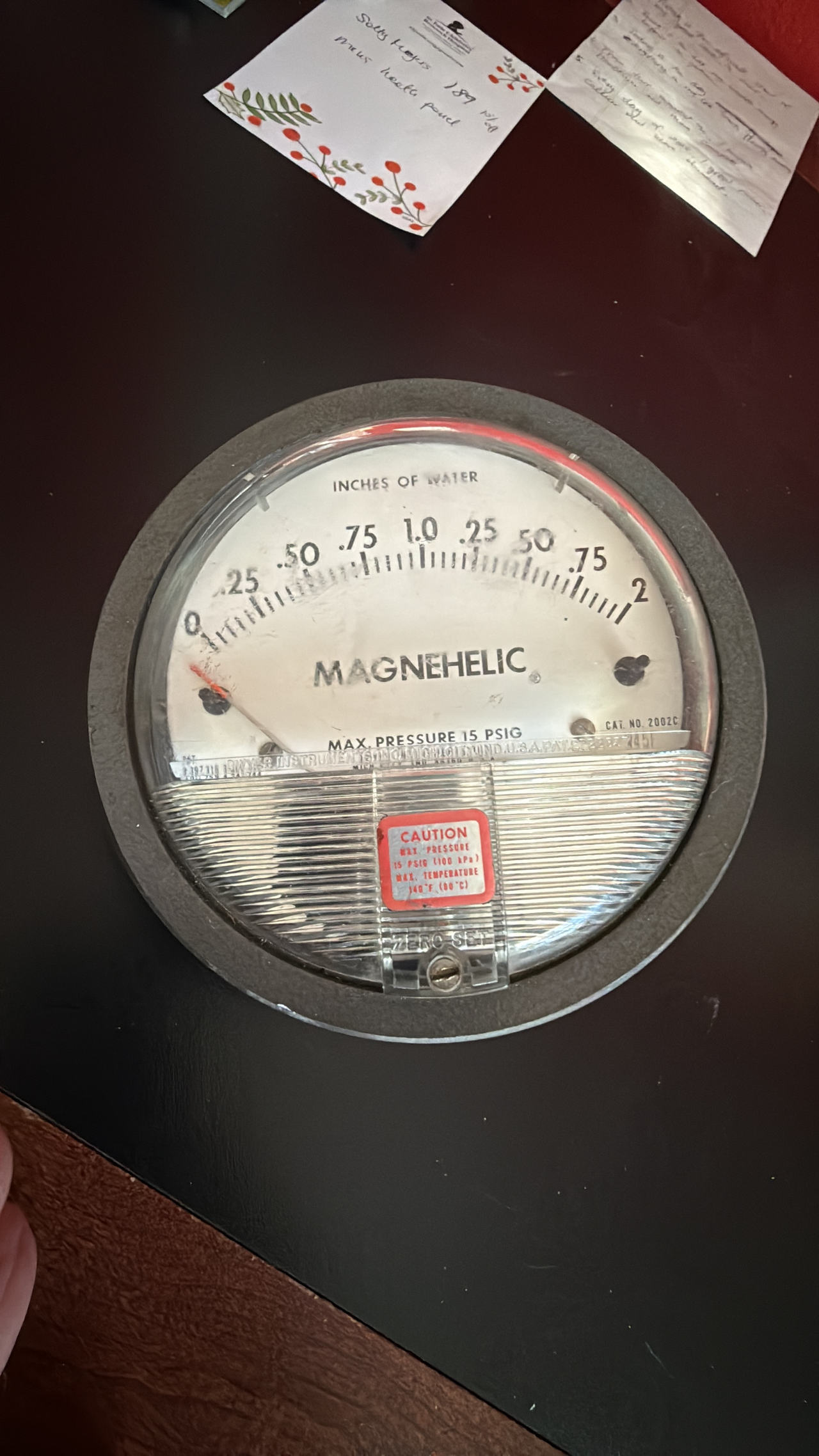 Dwyer Magnehelic Differential Pressure Gauge 2002C