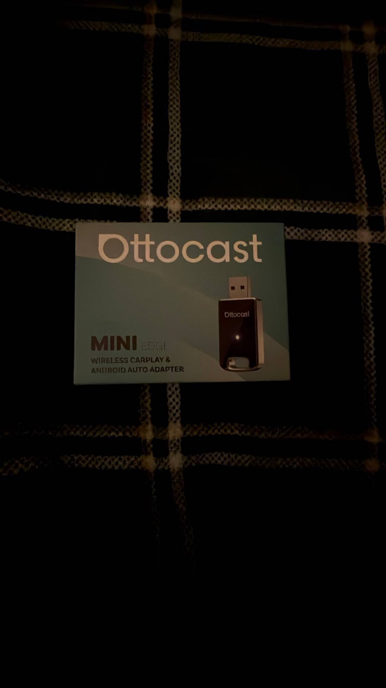 Ottocast Mini Wireless CarPlay & Android Auto Adapter