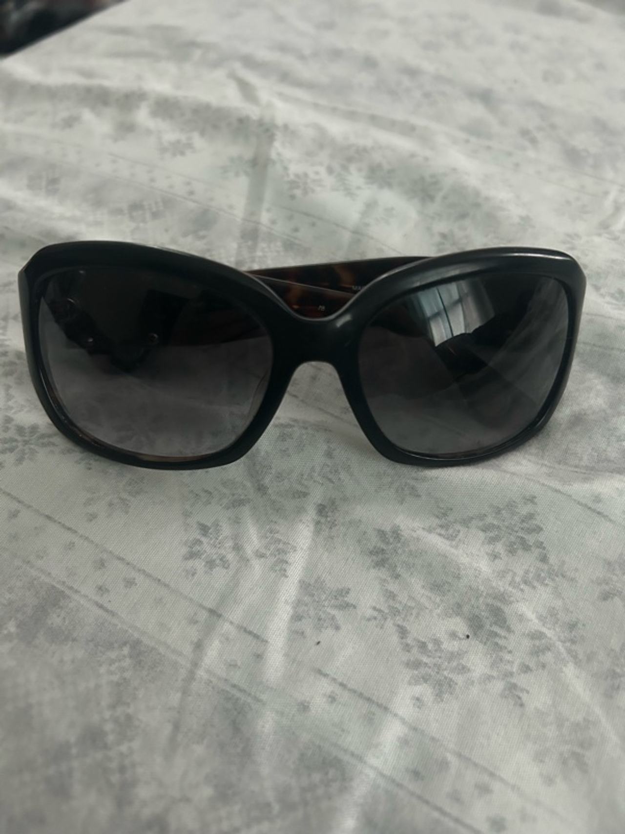 Michael Kors Davos Sunglasses Black/Brown
