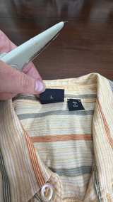 Hugo Boss Striped Short Sleeve knit Button Down Shirt Large - Image 4