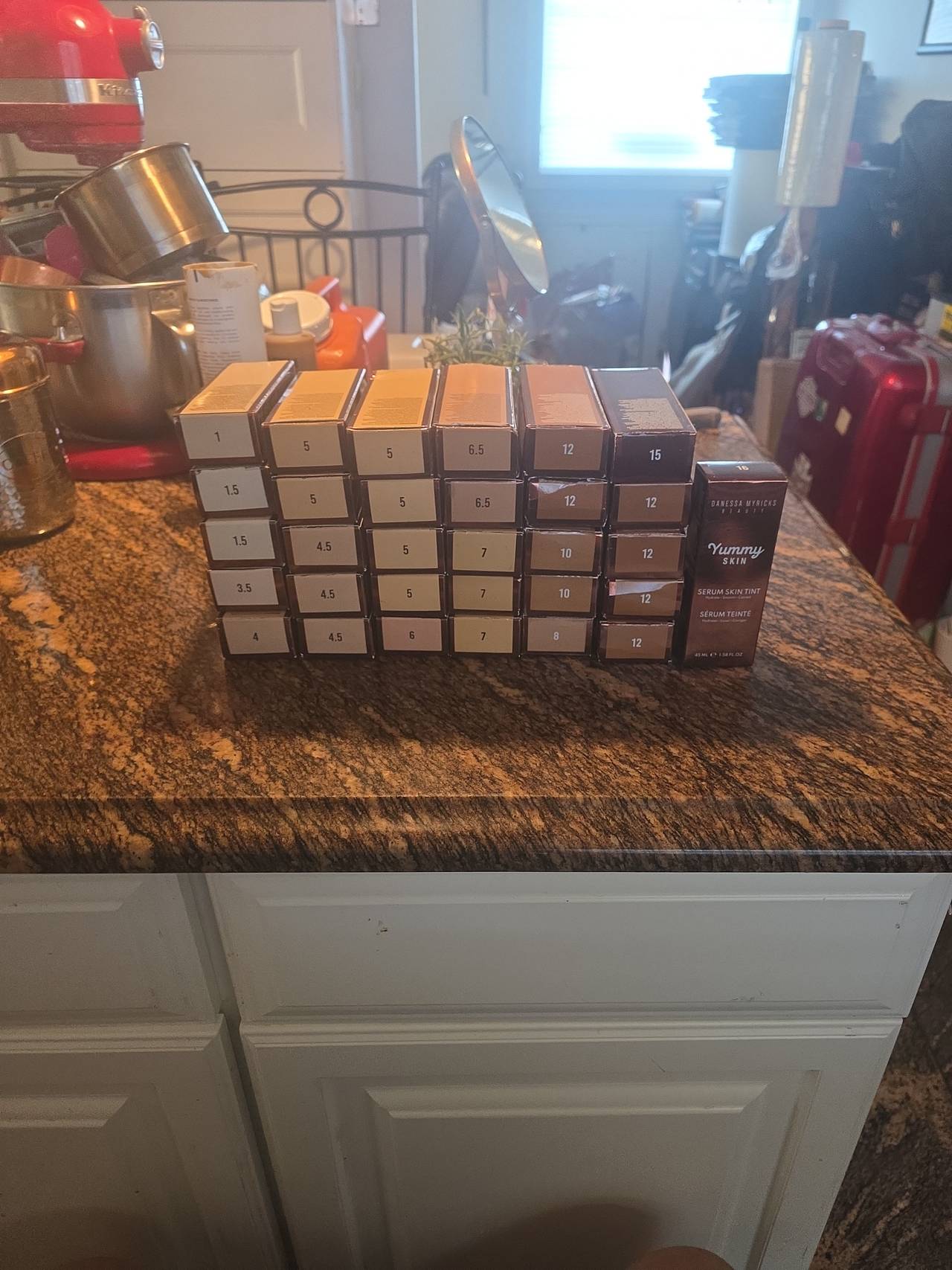 31 pcs Danessa Myricks Beauty Yummy Skin Serum Skin Tint