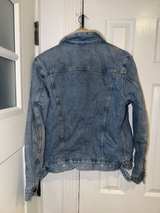 Levi's Sherpa Lined Denim Trucker Jacket Blue Size Small - Image 3