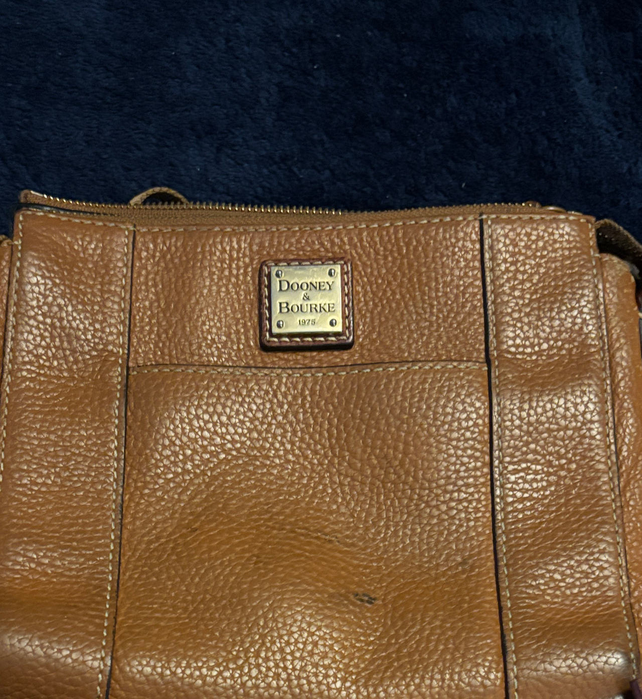Dooney & Bourke Pebble Grain Leather Crossbody Bag
