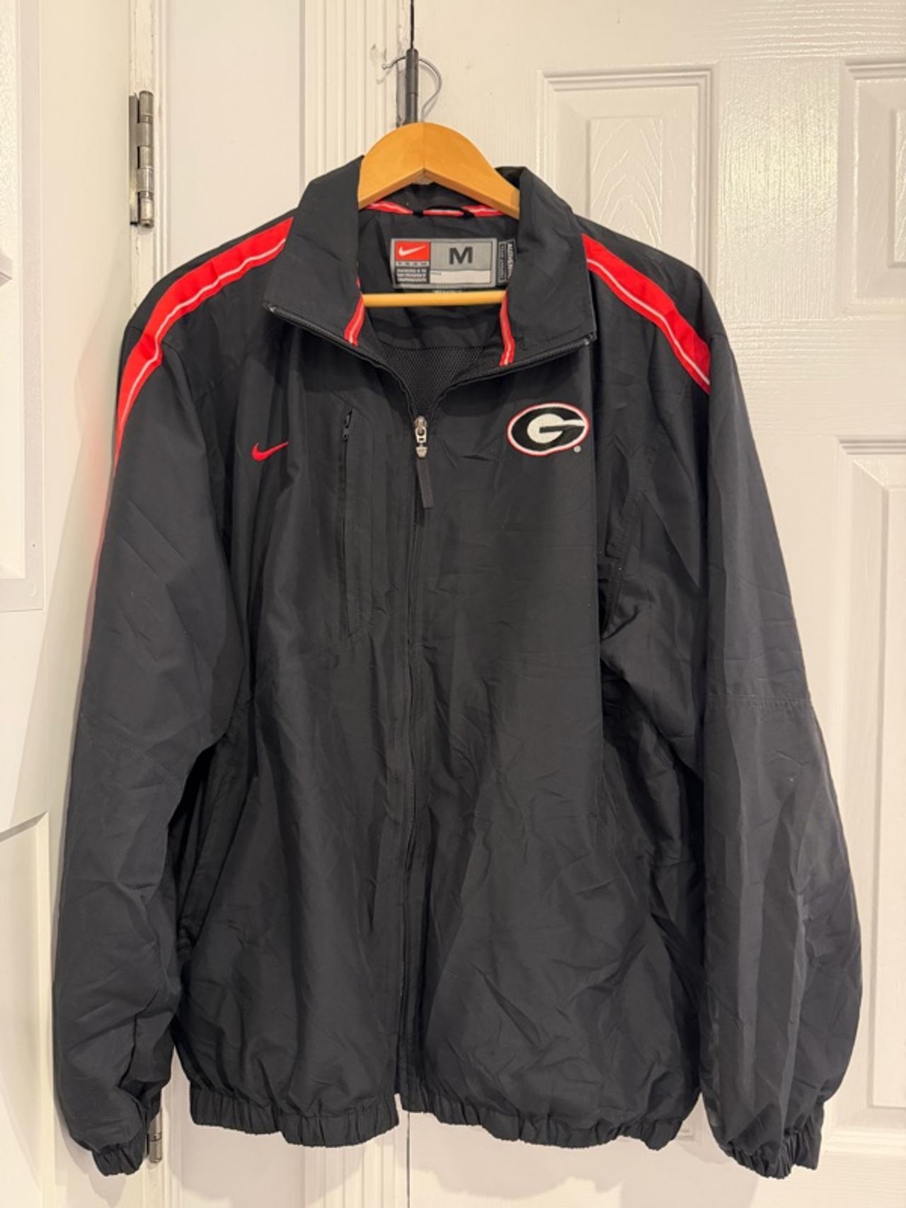 Nike Georgia Bulldogs Full Zip Windbreaker Jacket Black/Red
