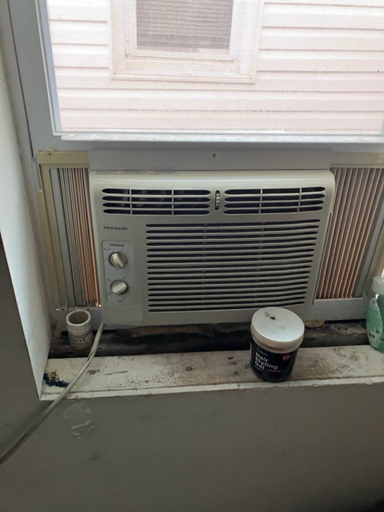 Frigidaire Window Air Conditioner