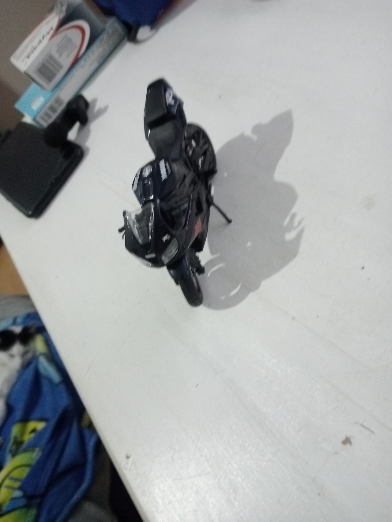 Maisto Yamaha YZF-R1 1:18 Die-cast Motorcycle