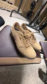 Vans A.V.E Off The Wall Size 10 - Image 2