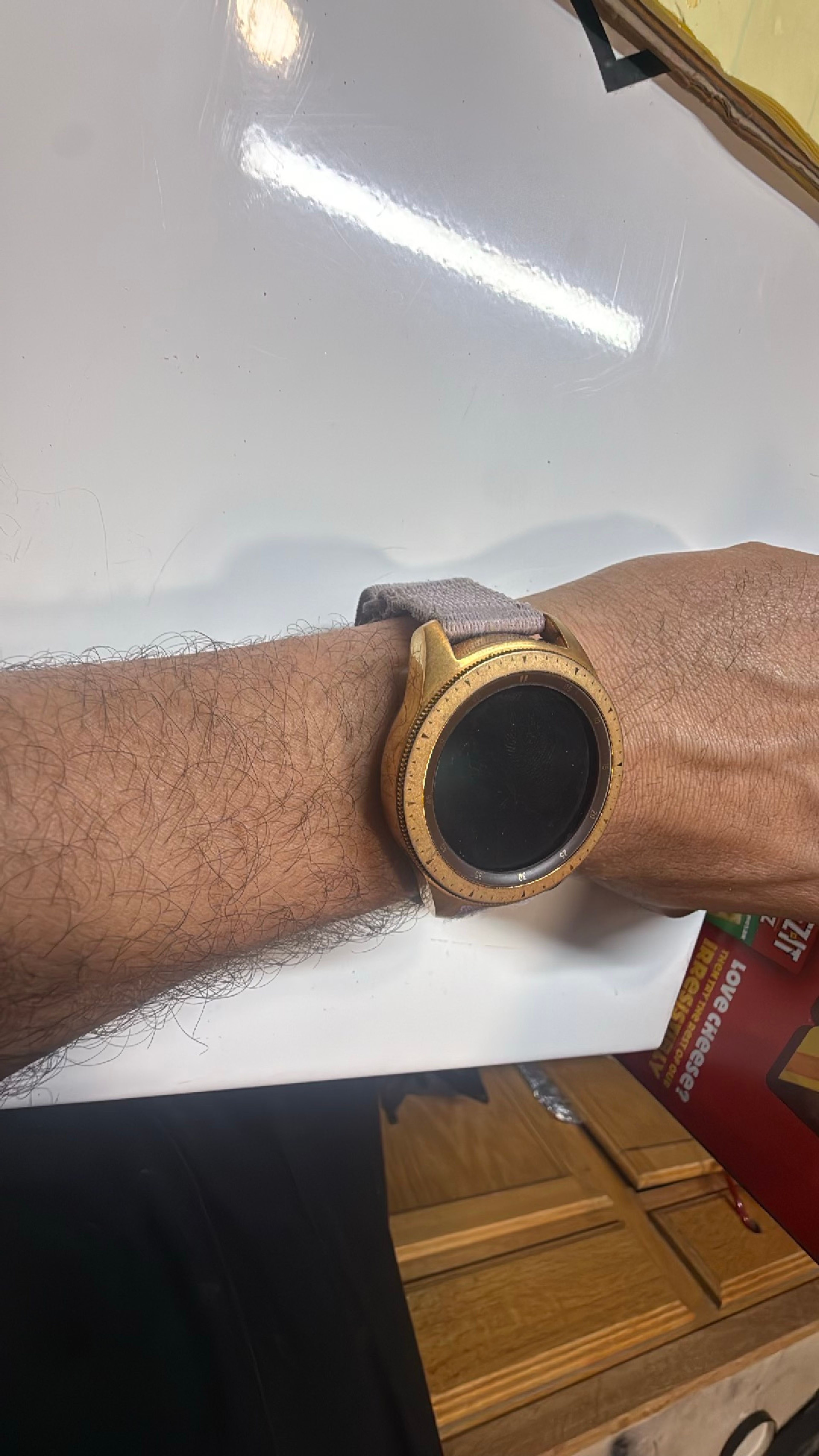 Samsung Galaxy Watch 42mm Rose Gold - Image 3