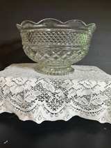 Vintage Anchor Hocking Wexford Pattern Pressed Glass Footed Large Fruit Bowl - Image 2