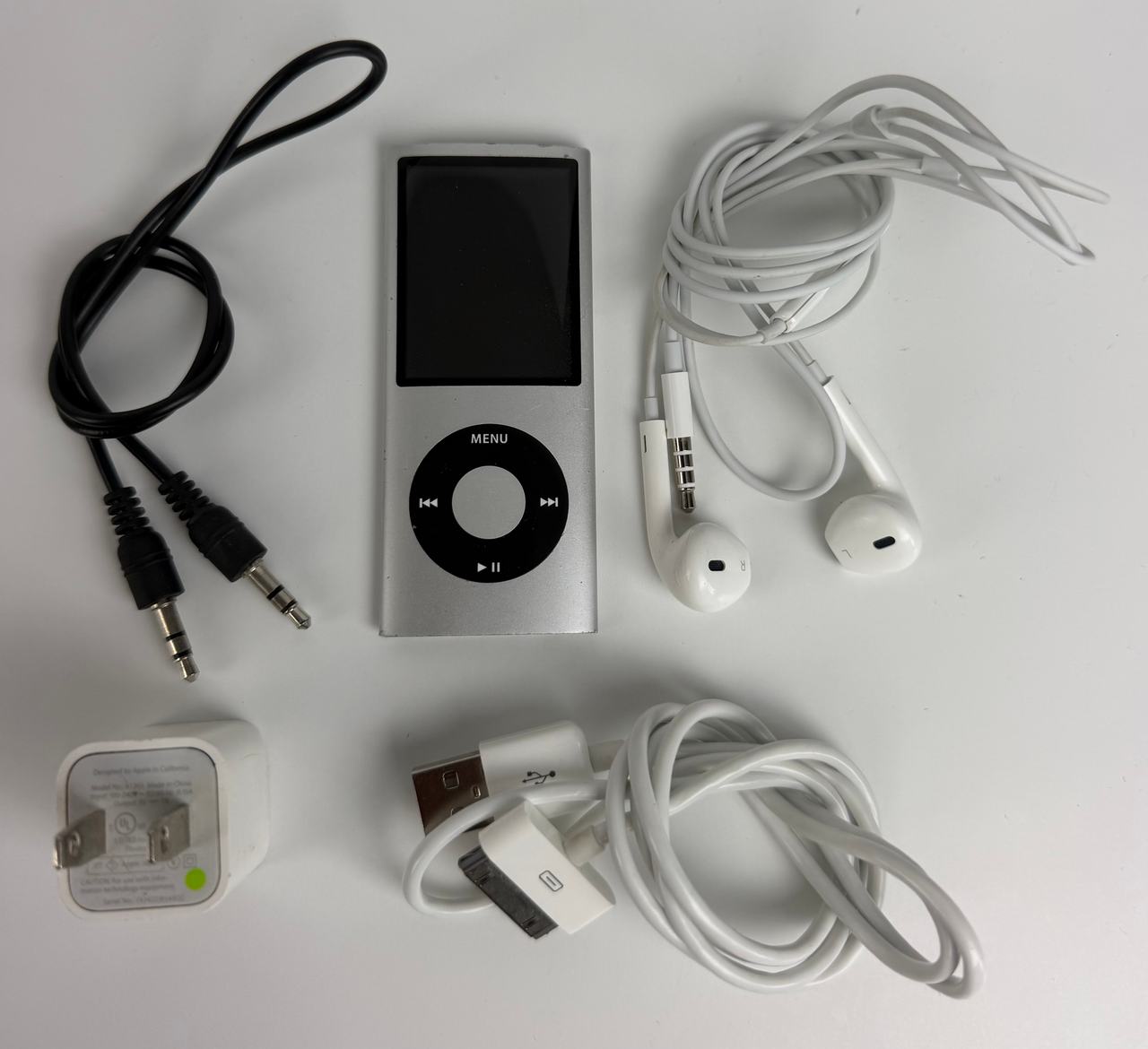 Apple iPod Nano 4th Gen 8GB Silver - Read Description