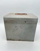 Vintage Brumberger Metal 8mm Film Reel Storage Case w/ 6 Empty 7” Reels Cans: - Image 5