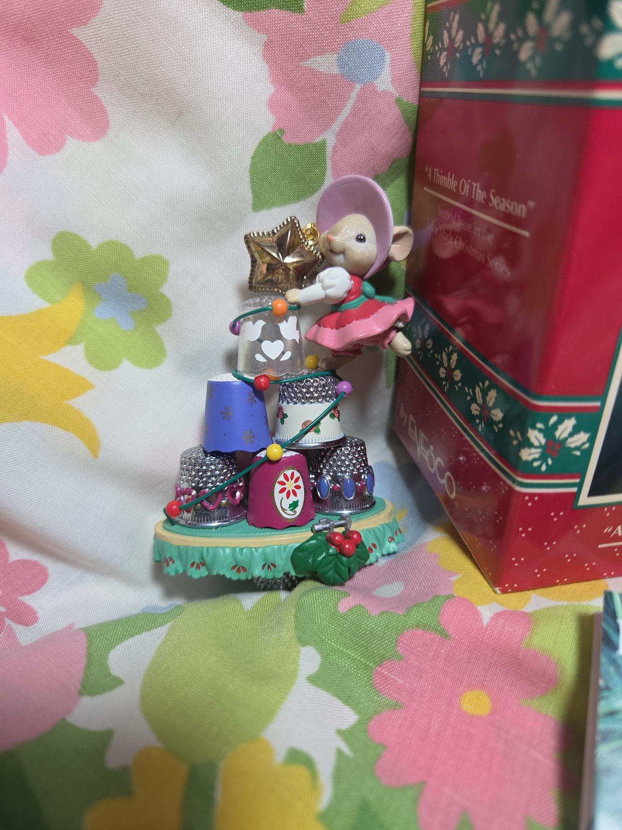 Enesco Tailor Made Christmas A Thimble Of The Season Figurine