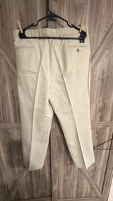 Dockers Classic Fit Pleated Khaki Pants 38x29 - Image 3