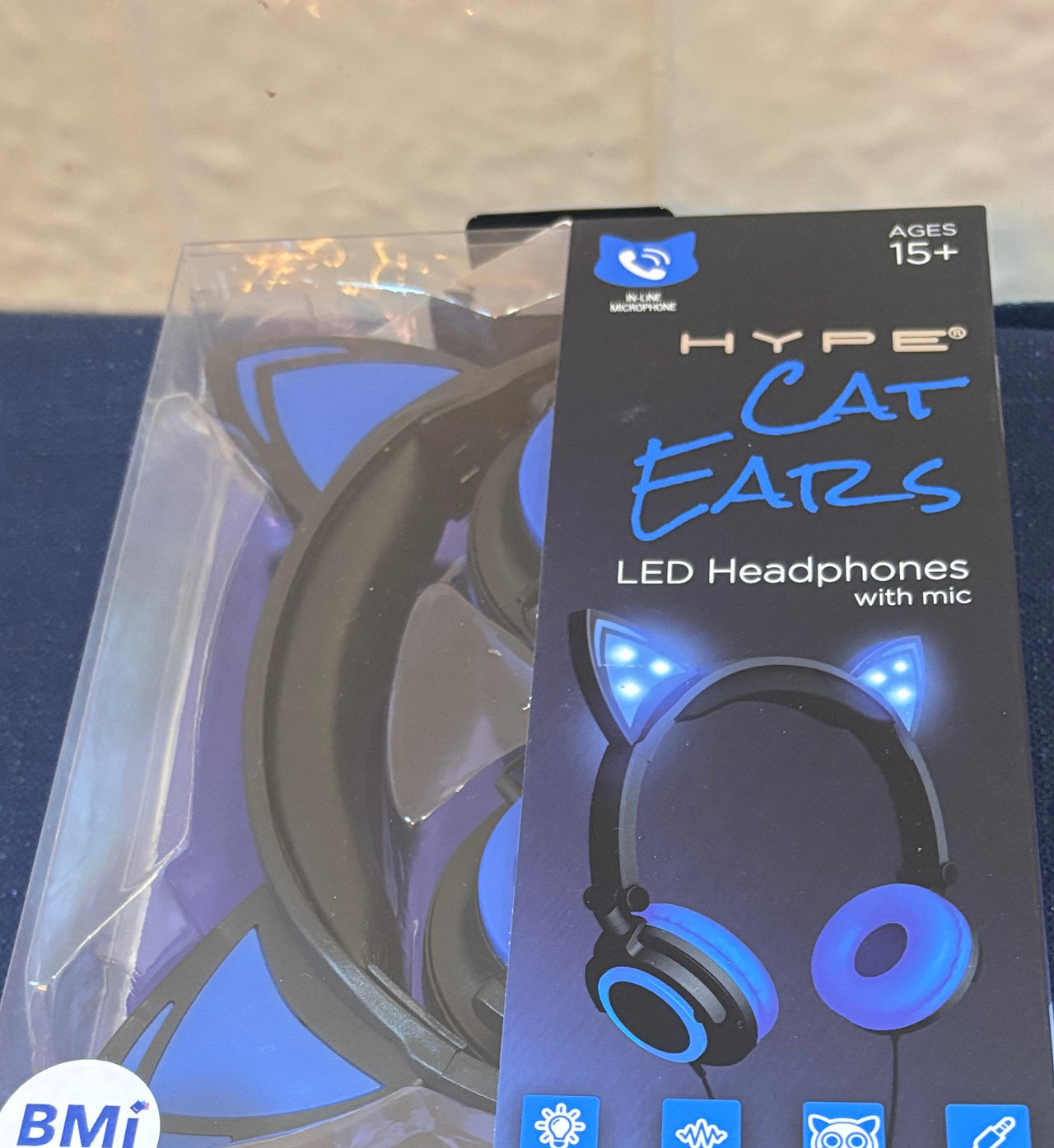 Hype Cat Ears LED Headphones with Mic