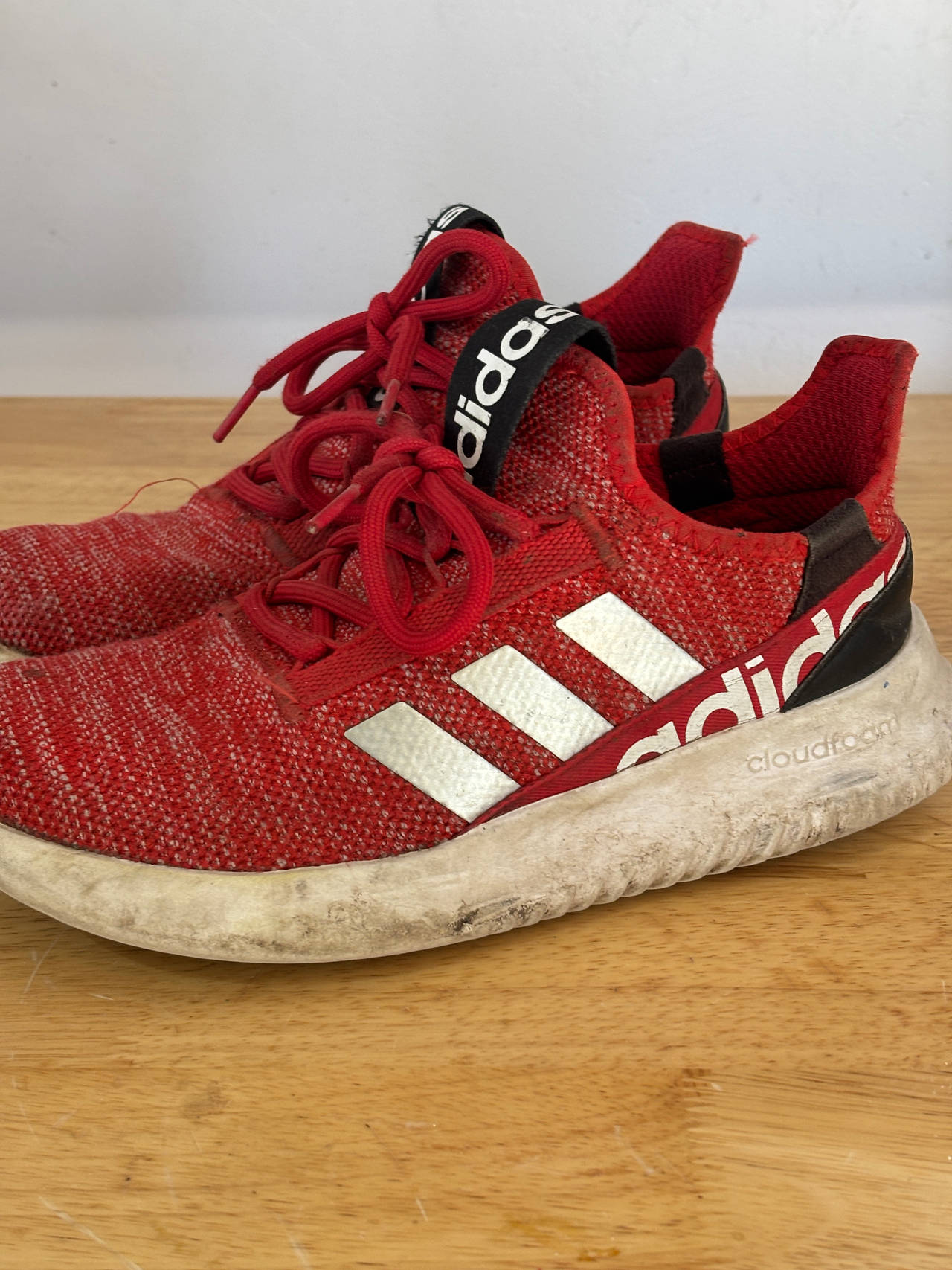 Adidas Cloudfoam Ultimate Youth Size 6.5