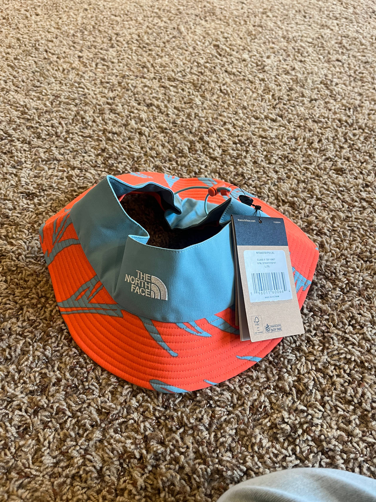 The North Face Class V Top Knot Bucket Hat new L/xl