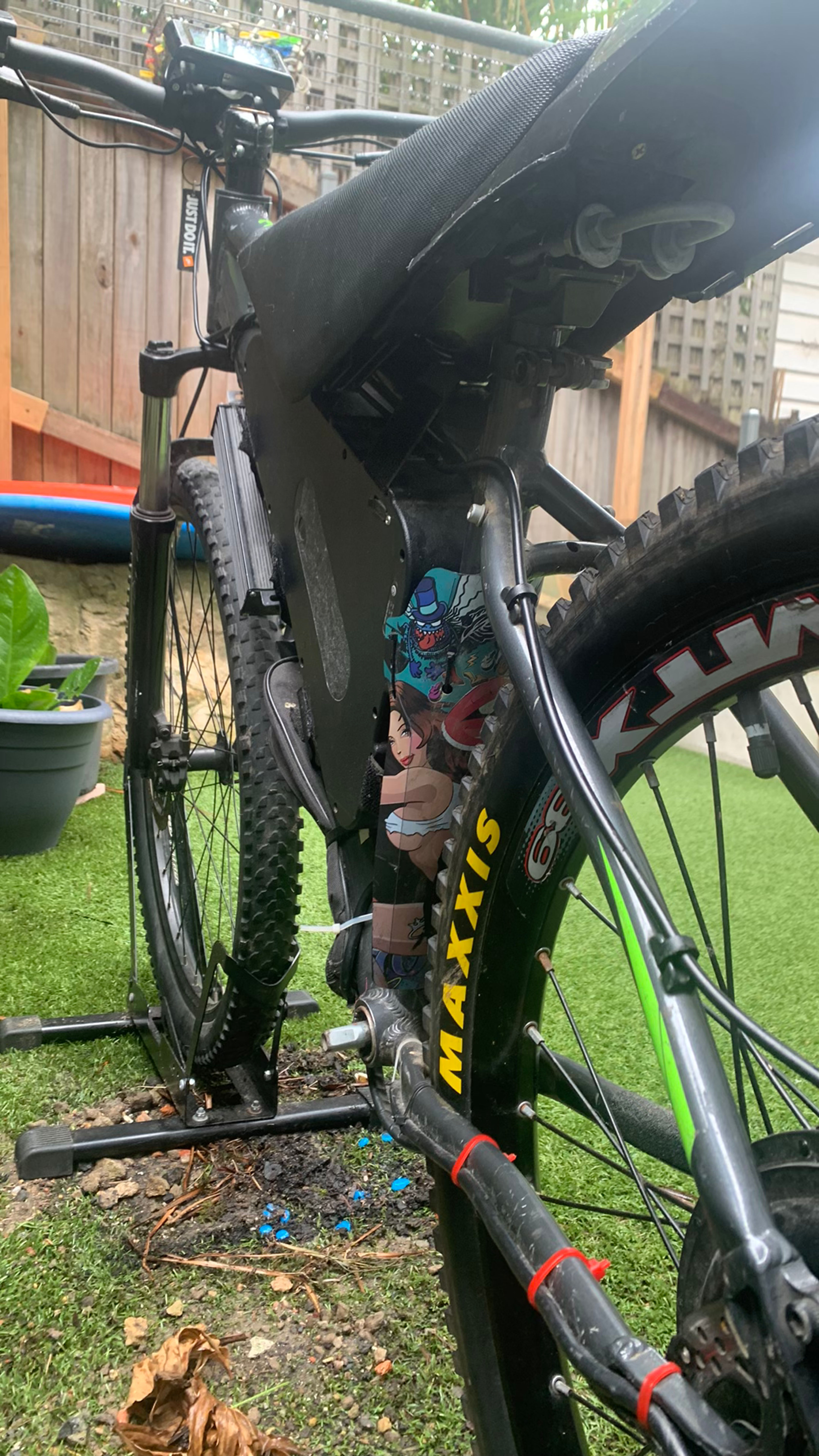 Andykirbe 2000W 52V 28Ah E‑Bike Conversion Kit (Black) - Image 3