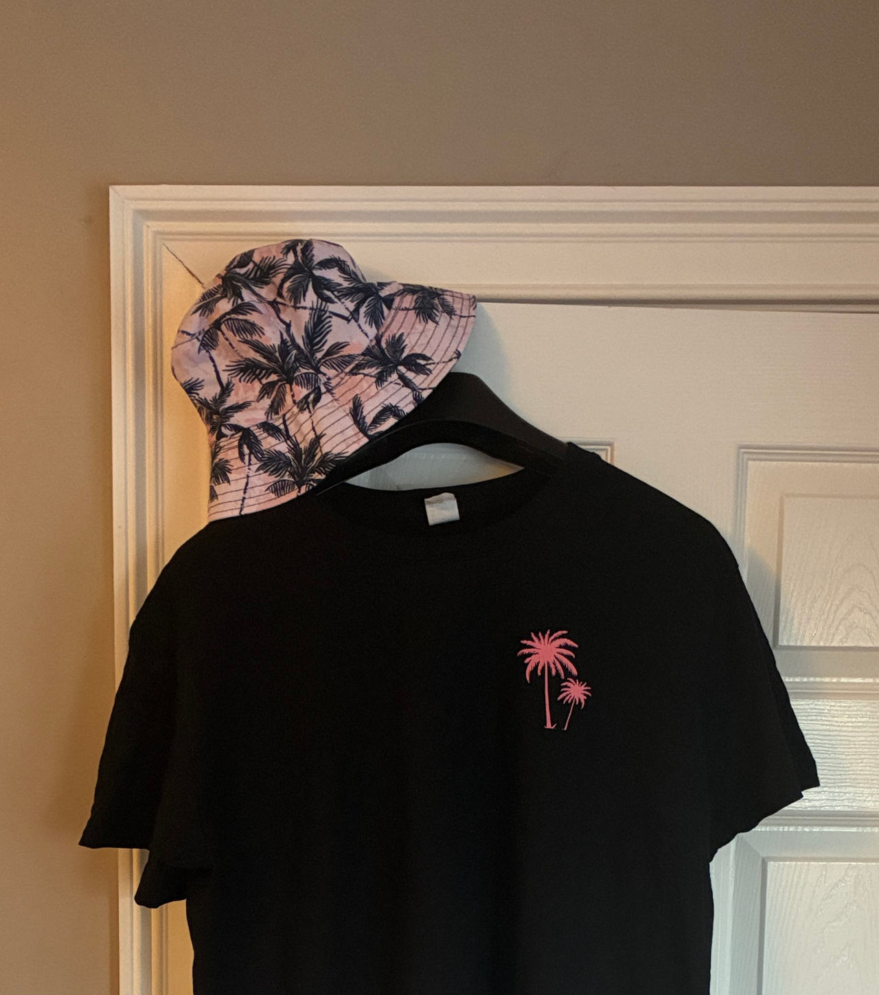 Palm Tree Hat and T-Shirt set