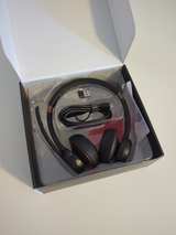 Nuroum HP30 Bluetooth Wireless Headset - Image 3