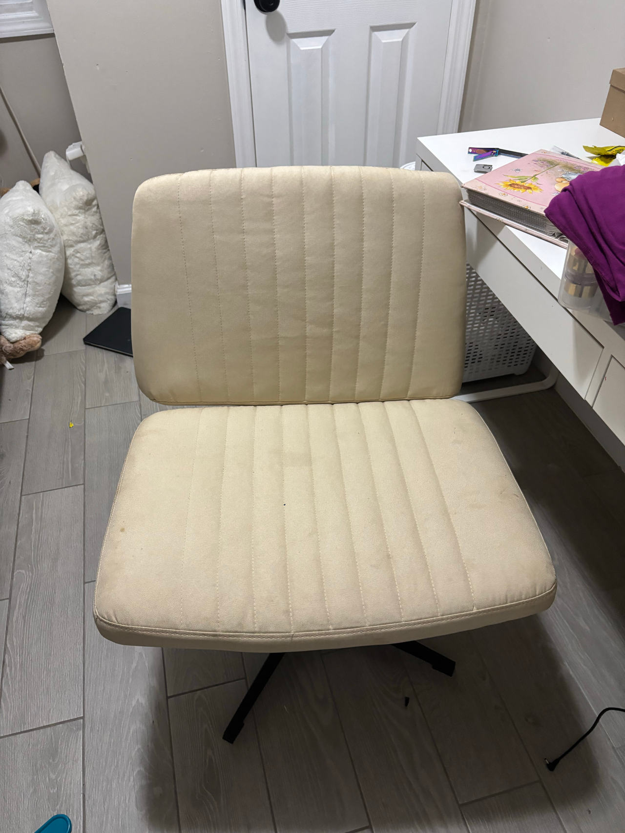 Mid-Century Modern Swivel Chair