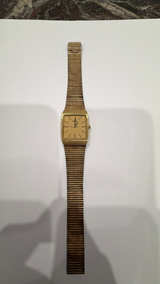 Seiko Tank Gold Quartz Vintage Watch - Image 2