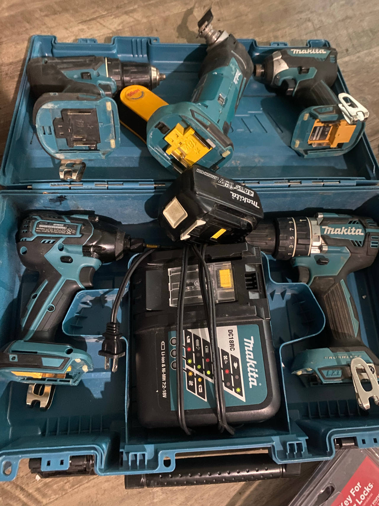 Makita 18V LXT Cordless Power Tool Combo Kit