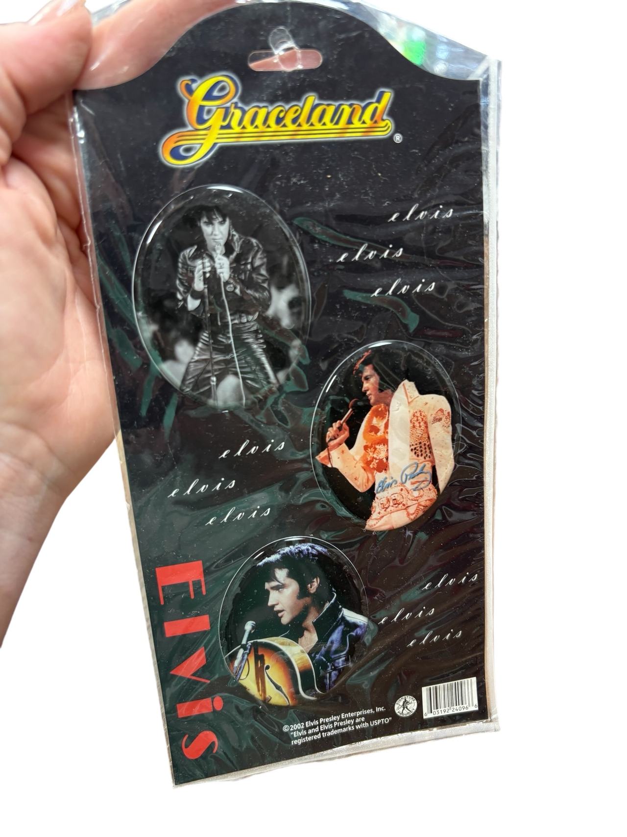 Graceland Elvis Presley 3-Button Pin Set (2002)