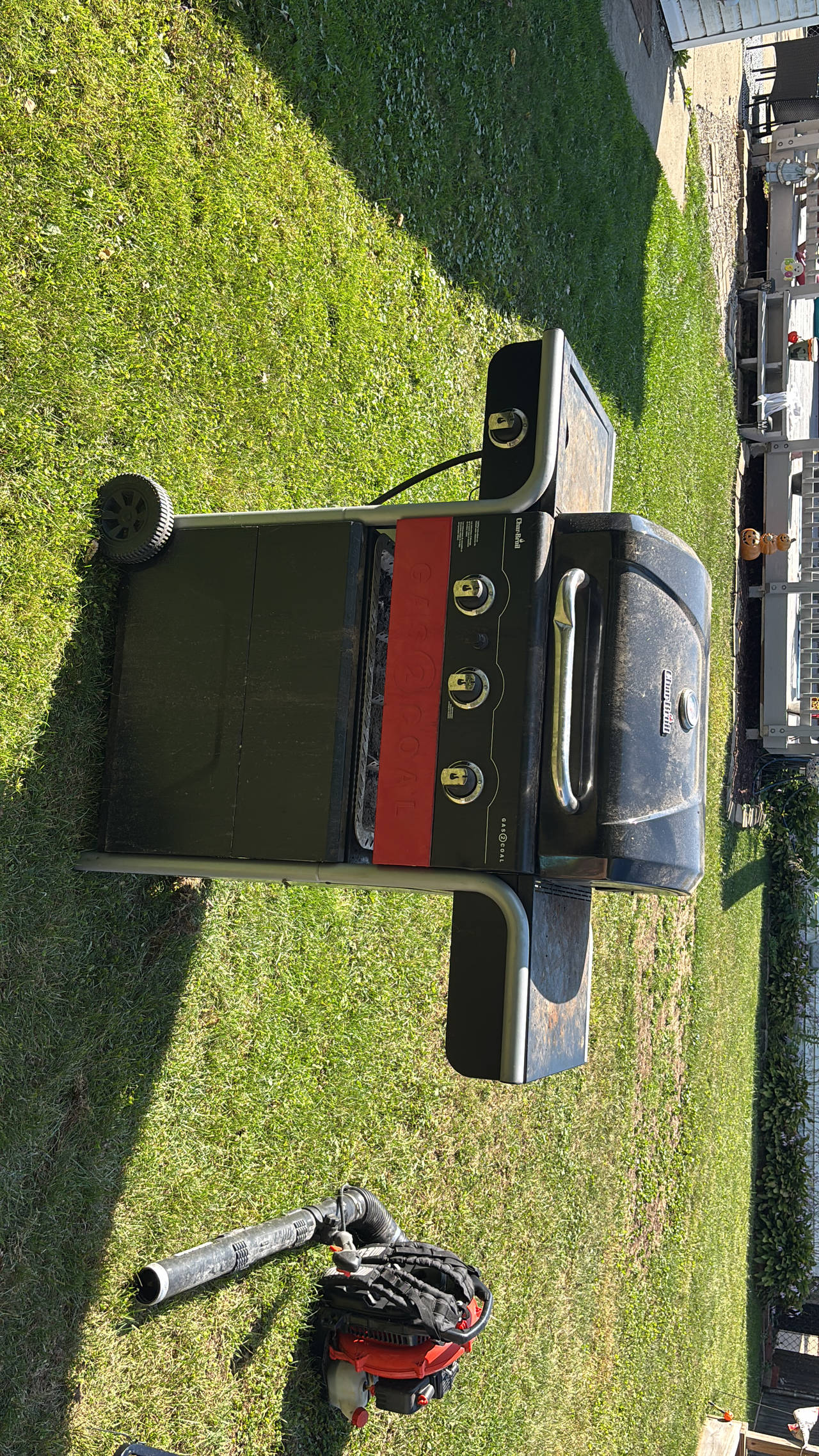 Char-Broil Classic 3-Burner Gas Grill