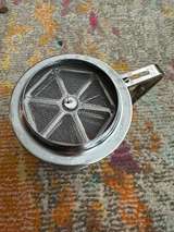 Stainless Steel Hand Squeeze Flour Sifter 3-Cup - Image 3