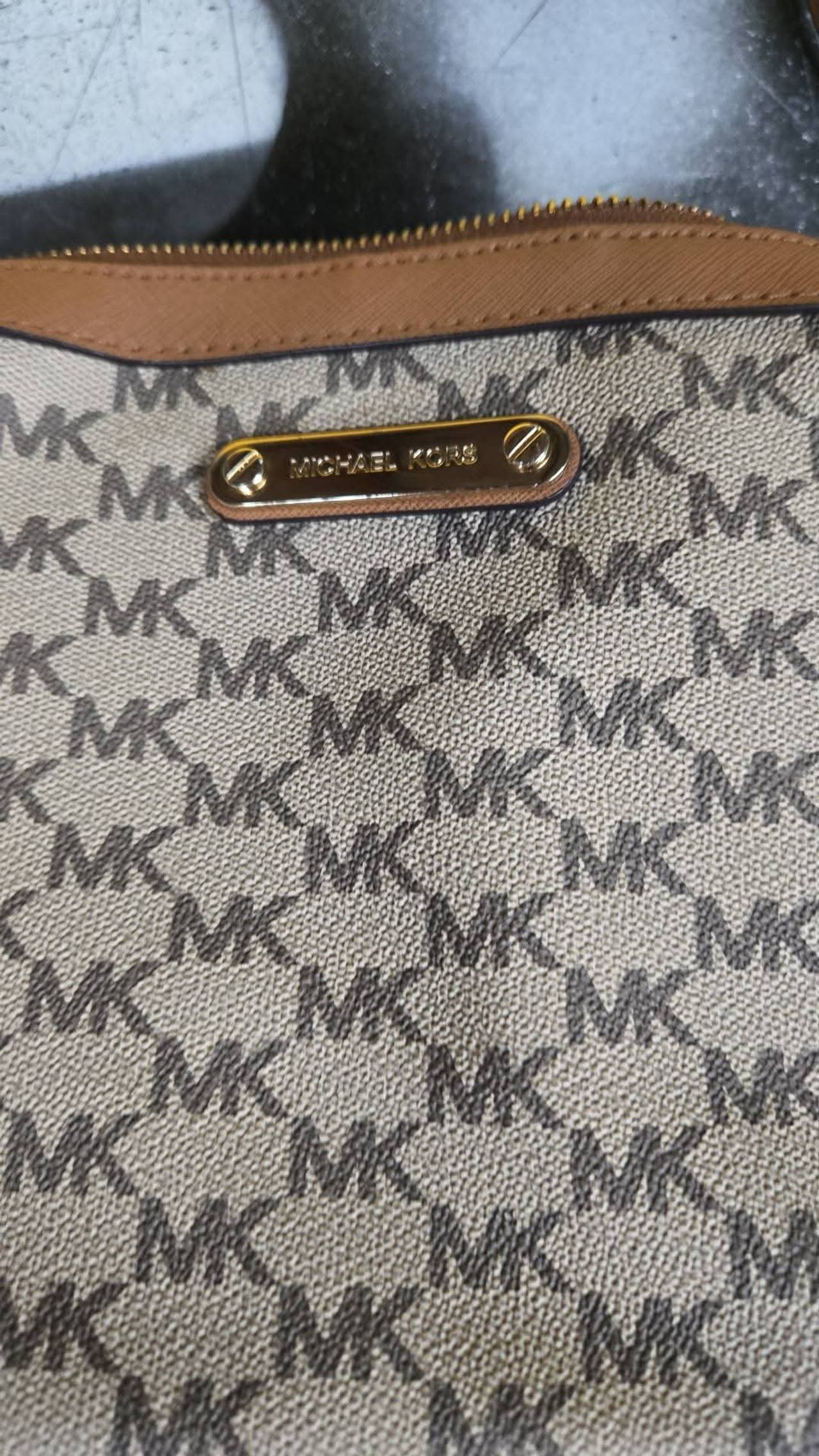 Michael Kors Jet Set Large East West Crossbody Bag