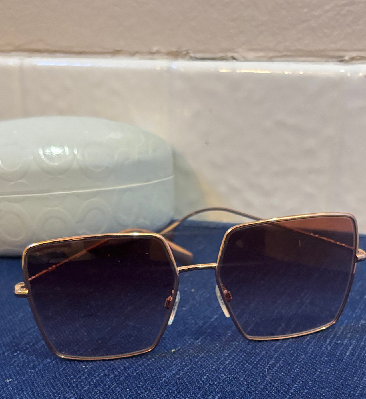 Coach Geometric Square Sunglasses