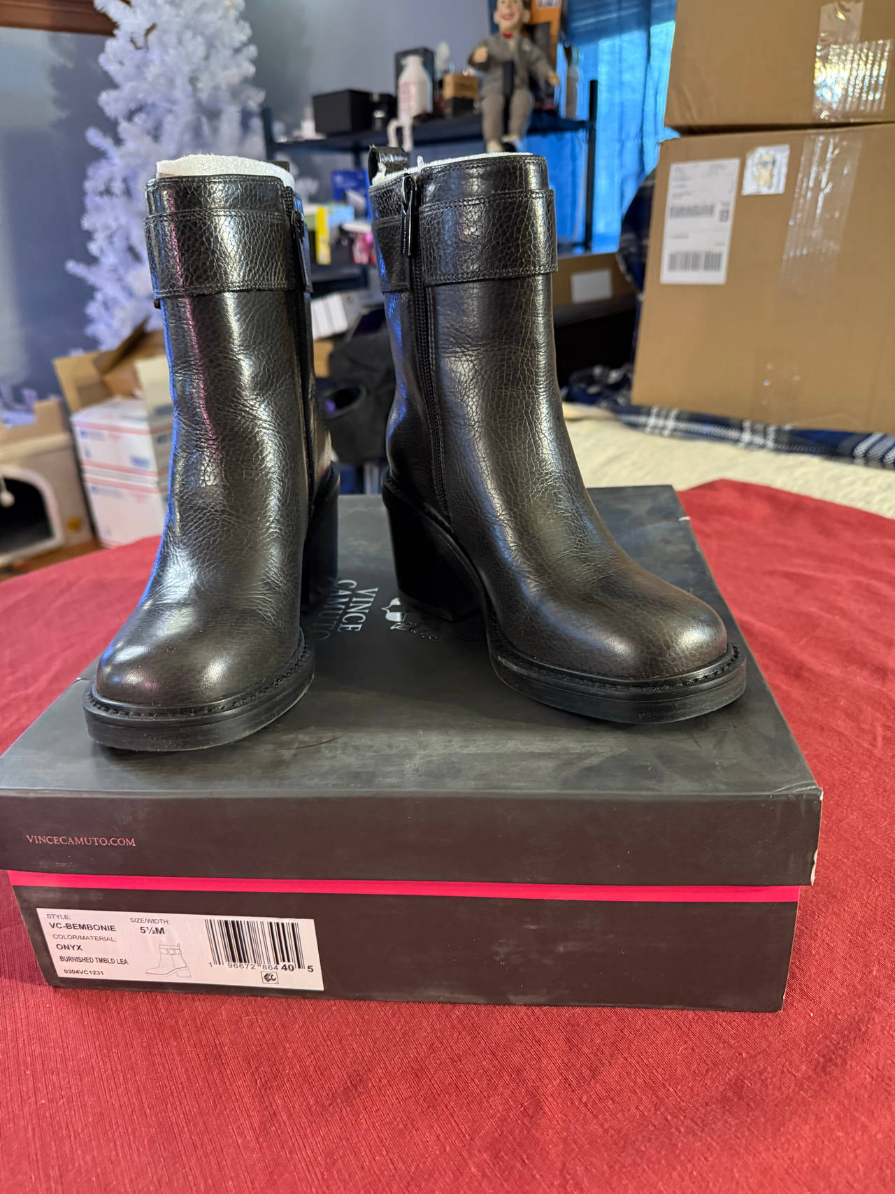 Vince Camuto Bembonie Bootie 5.5 open box