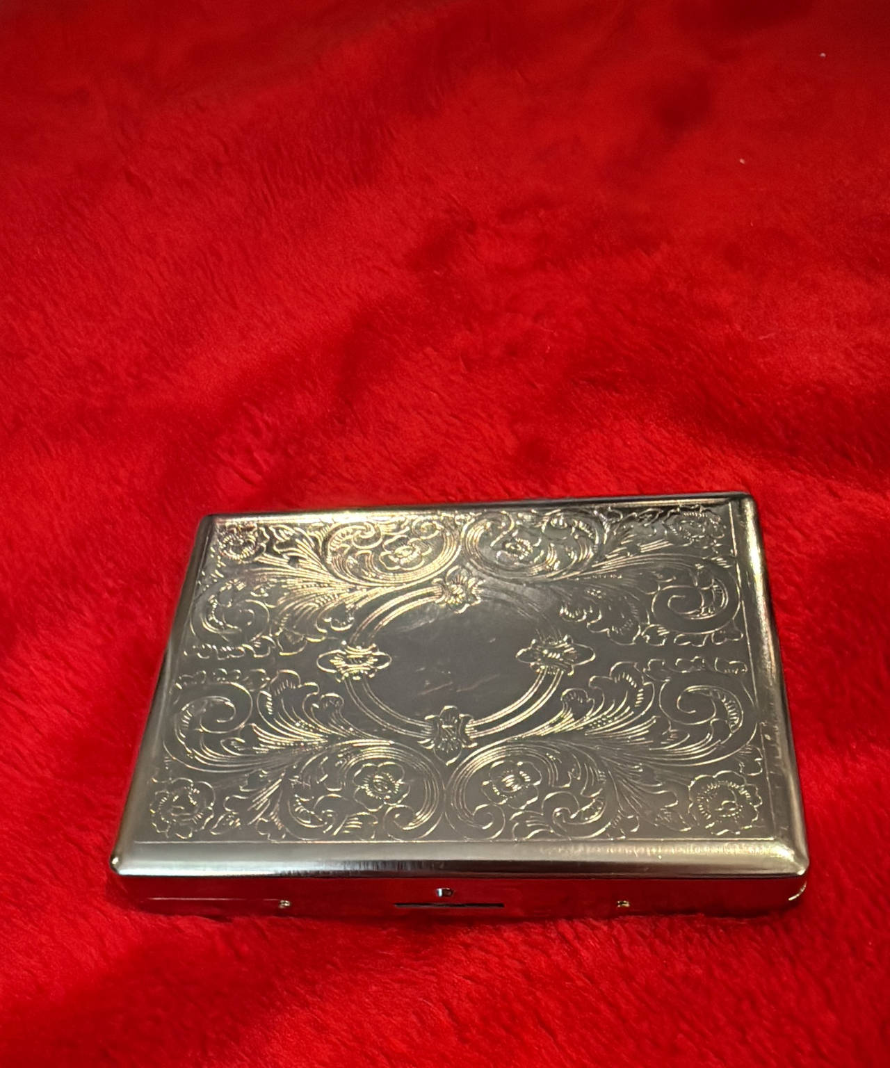 Vintage Style Engraved Metal Case **Read description