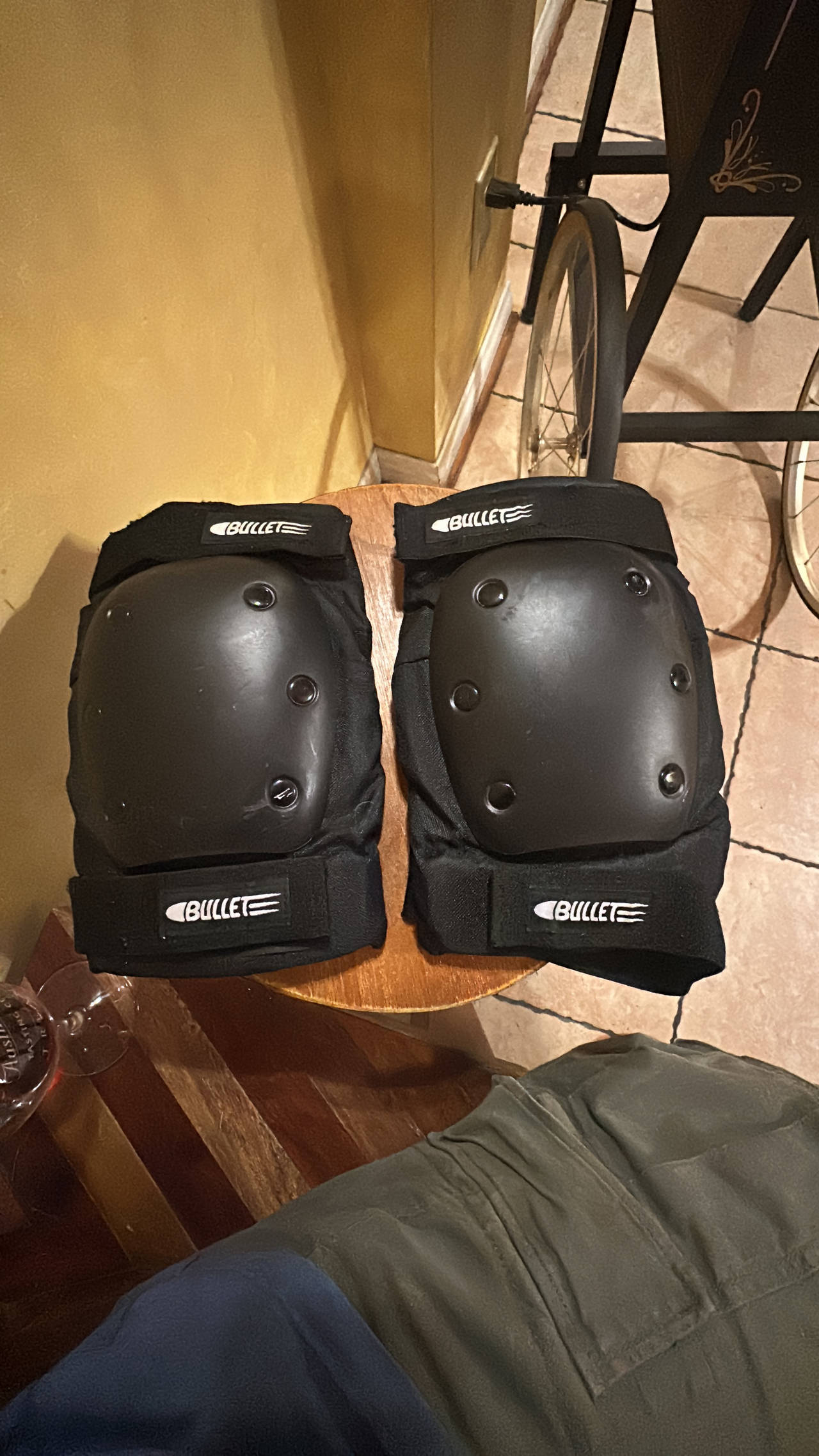 Bullet Knee Pads