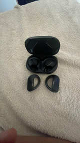 JBL True Wireless Earbuds - Image 3