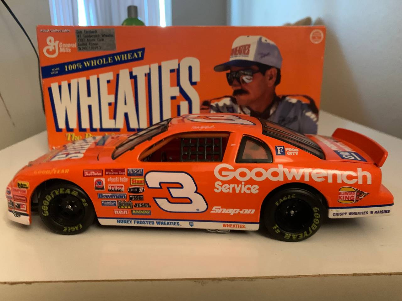 Action 1:24 Dale Earnhardt #3 Wheaties 1997 Monte Carlo