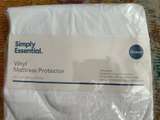 Queens Simply Essential Waterproof Vinyl Mattress Protector - Image 1