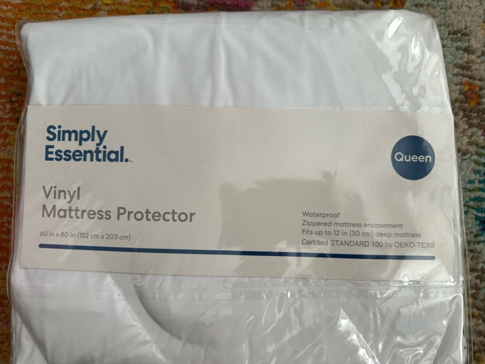 Queens Simply Essential Waterproof Vinyl Mattress Protector