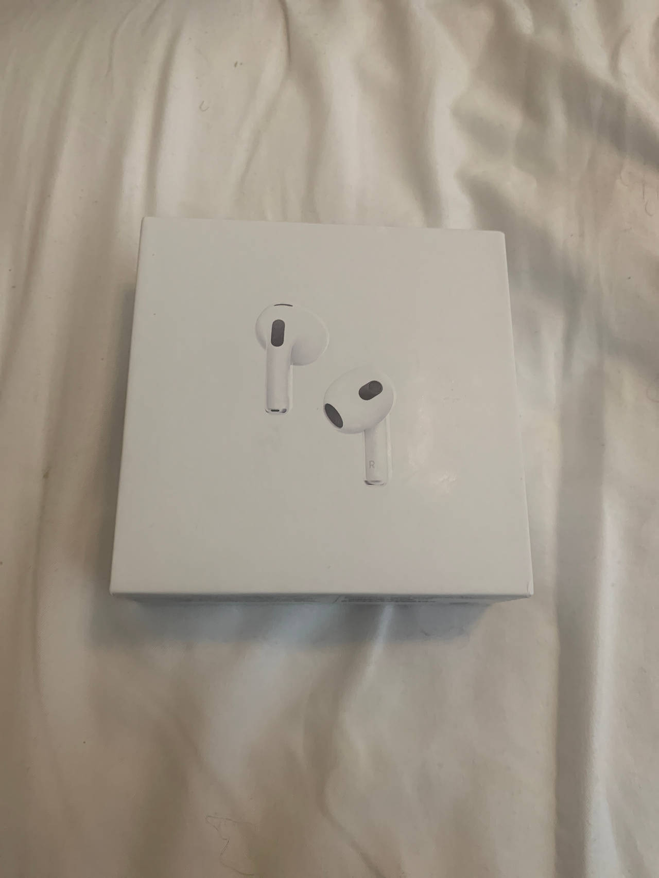 Apple AirPods (3rd generation)