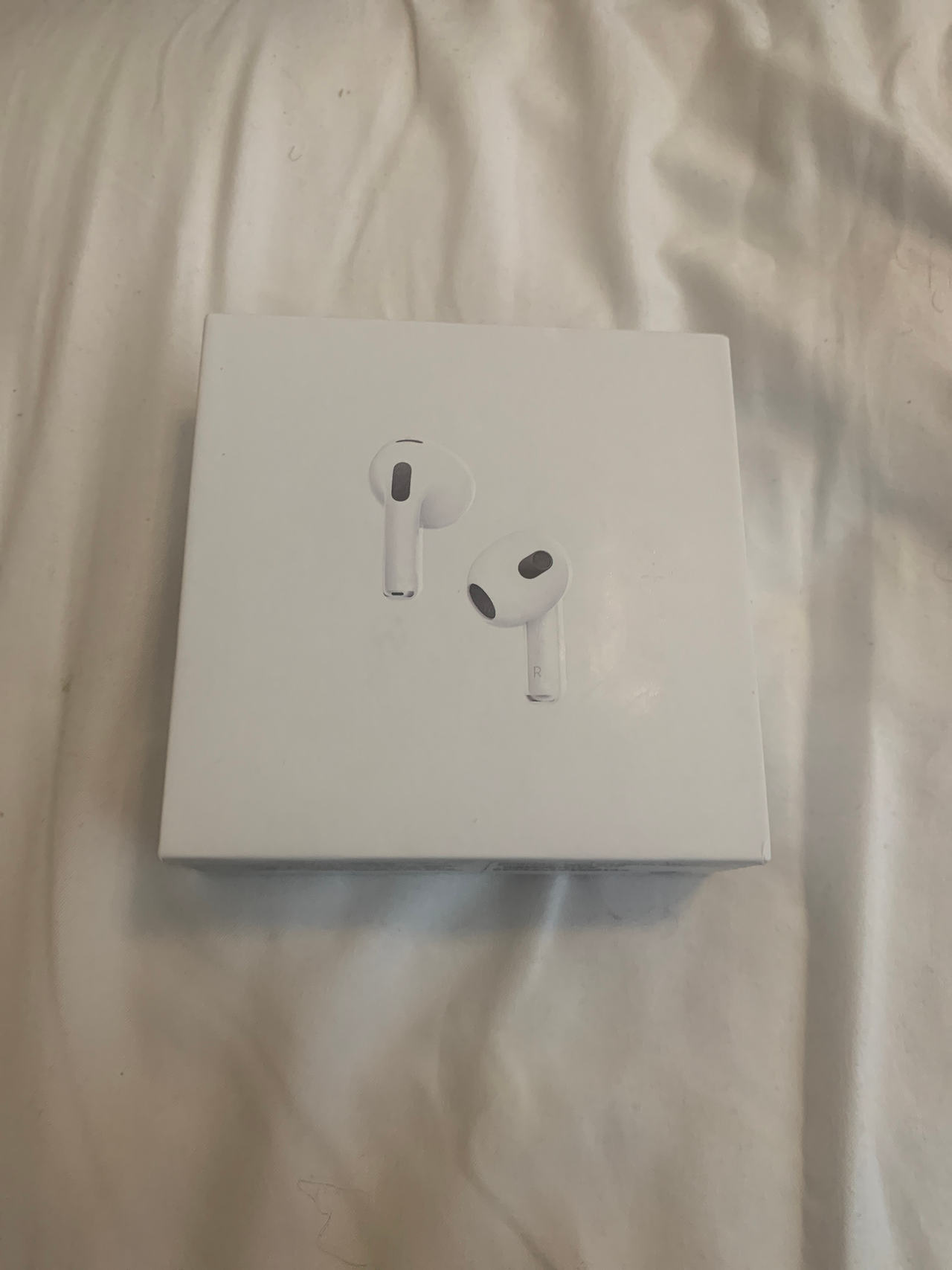 Apple AirPods (3rd generation)