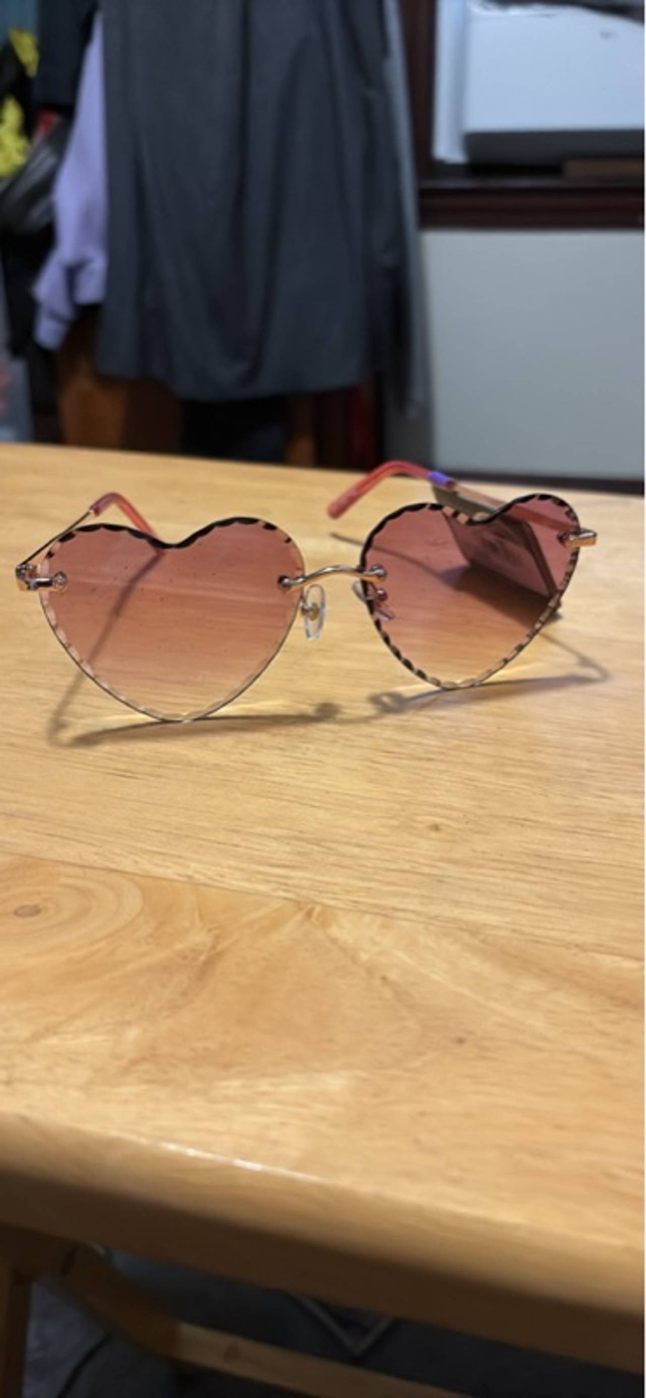 Foster Grant Heart-Shaped Fashion Sunglasses Rose Gold