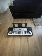 Electric Yamaha portable keyboard  - Image 1