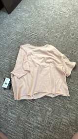 Volcom Hawaii Graphic T-Shirt new with tags slightly cropped small - Image 4