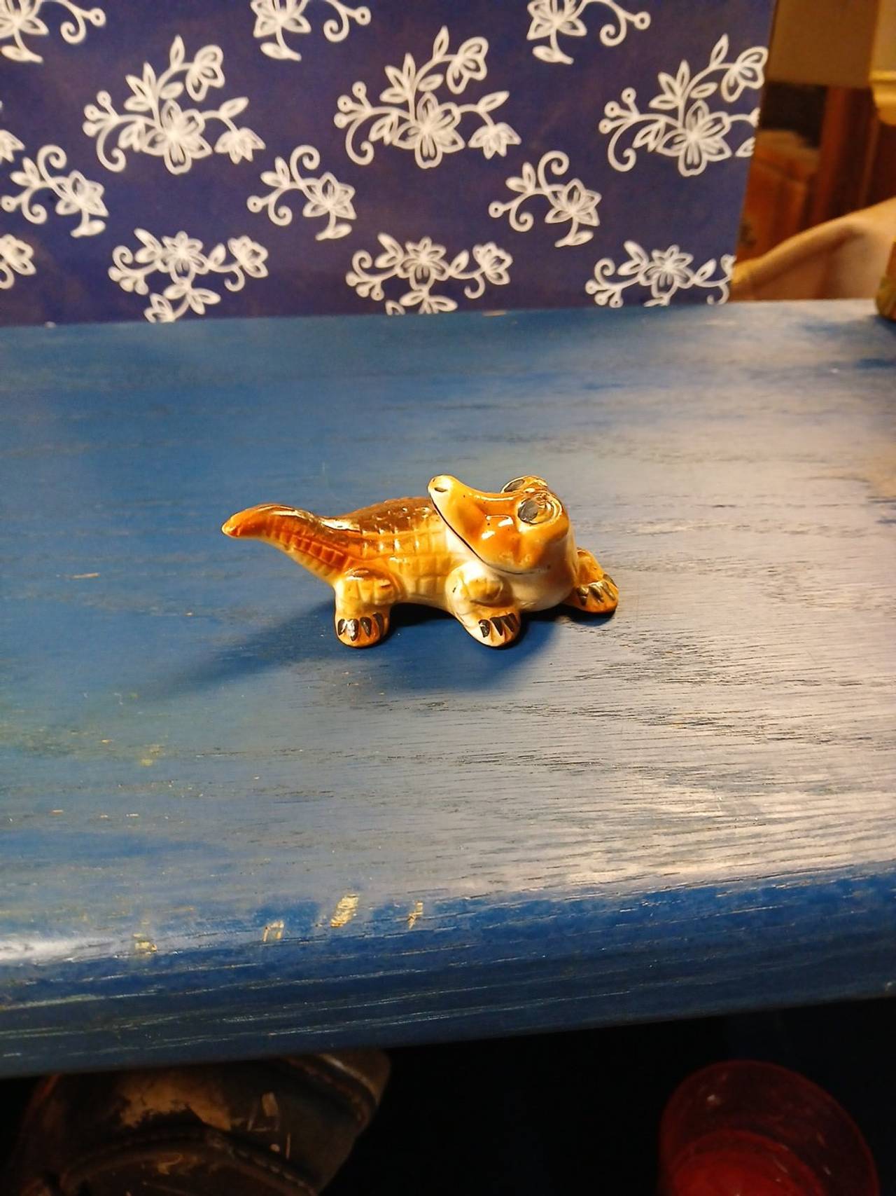 Vintage Ceramic Alligator Figurine