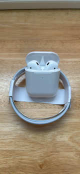 Apple AirPods (2nd generation) - Image 3