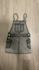 Lil Girls Grey Acid Wash Denim Overall Dress size 6/7 - Image 3