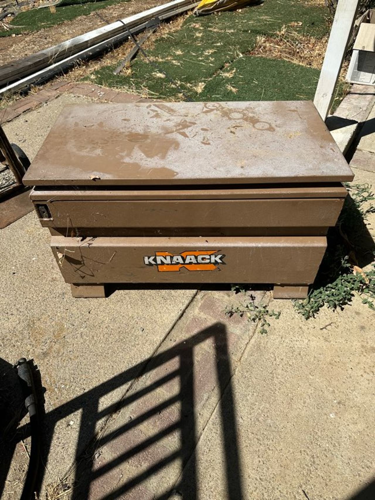 Knaack Jobsite Storage Box